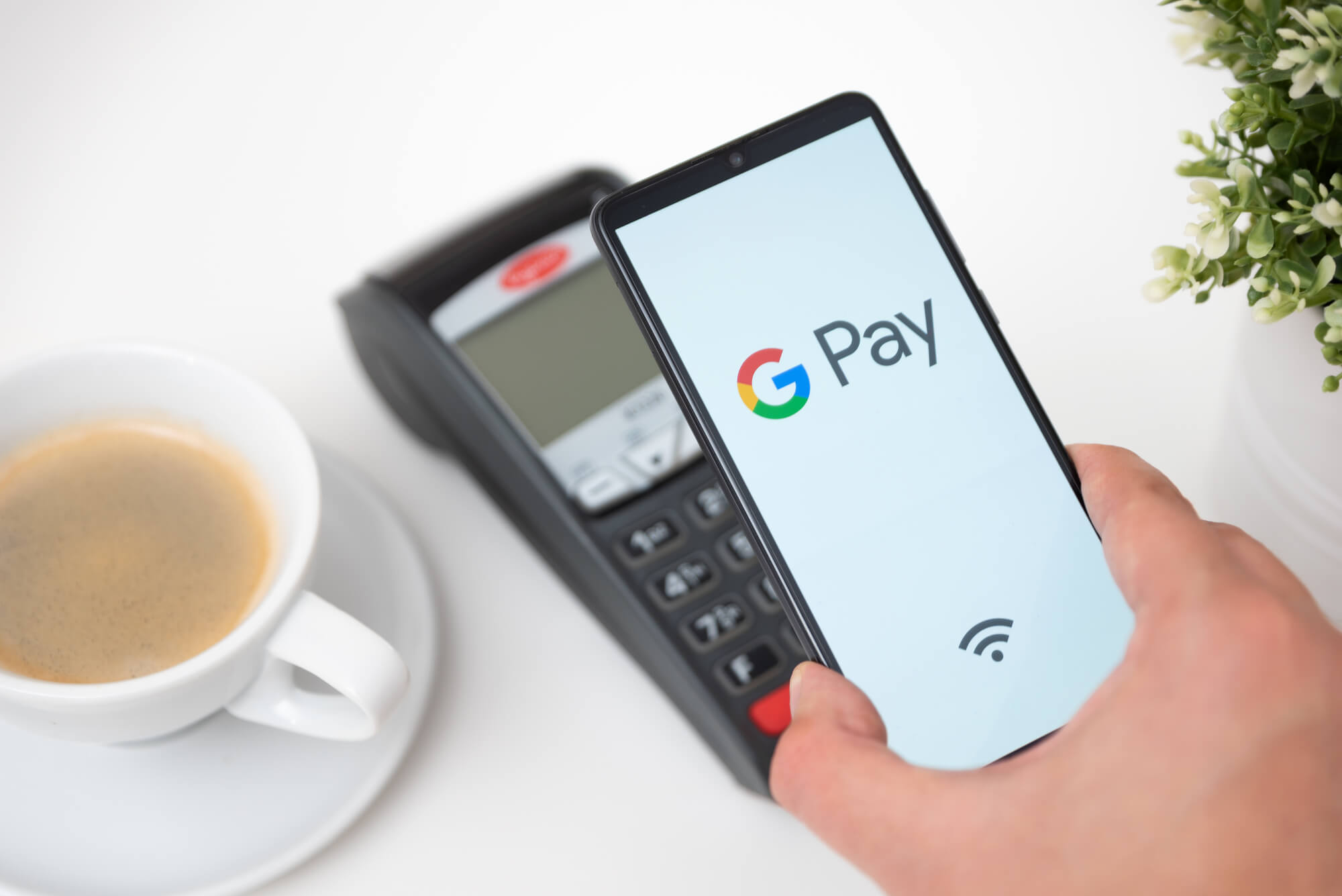 Як налаштувати безконтактну оплату з Google Pay на смартфоні