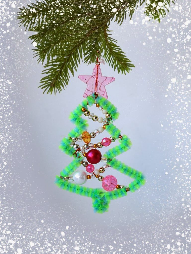 Яскраві та незвичайні новорічні іграшки своїми руками