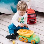 Как правильно выбирать безопасные детские игрушки