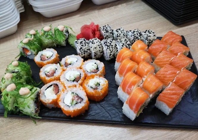 Що пропонує мережа Рок-н-Рол у категорії Street Food