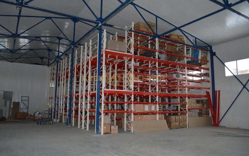 Складские стеллажи: как сделать склад более вместительным без увеличения площадей